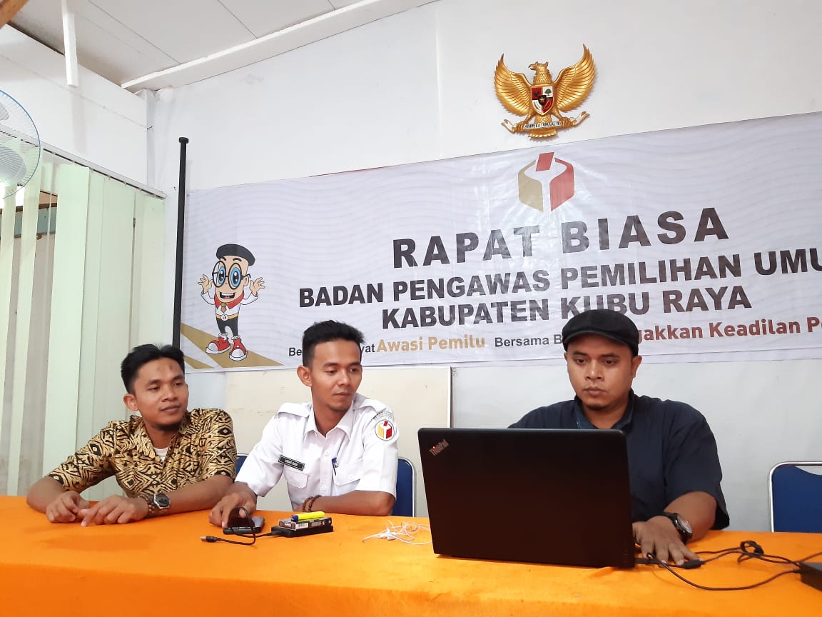 Rapat Internal Penyampaian Laporan Akhir Pengawasan Divisi PHL Pada Pemilu tahun 2019