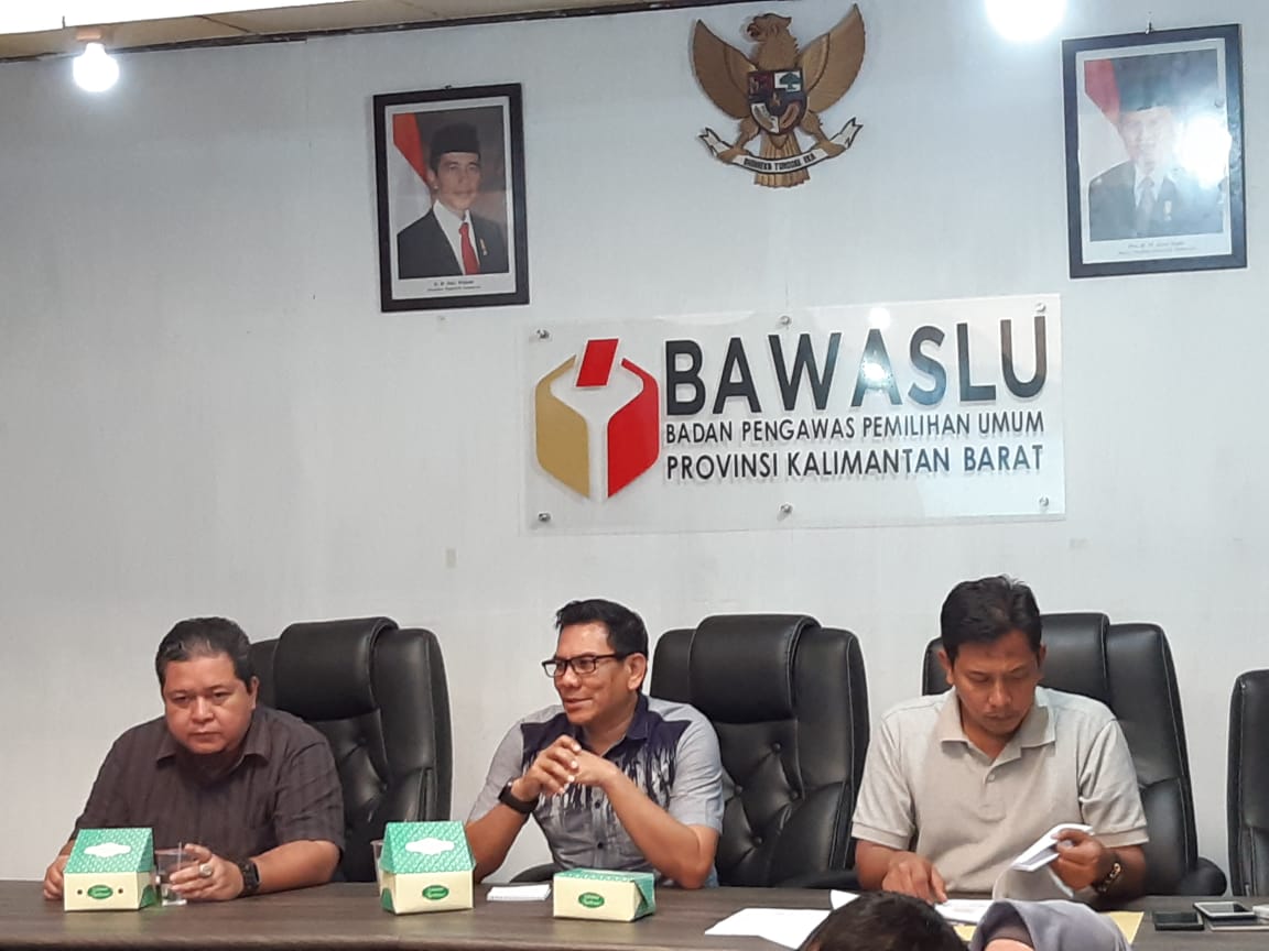 Bawaslu Bangun Kepercayaan Publik dengan Keterbukaan Informasi