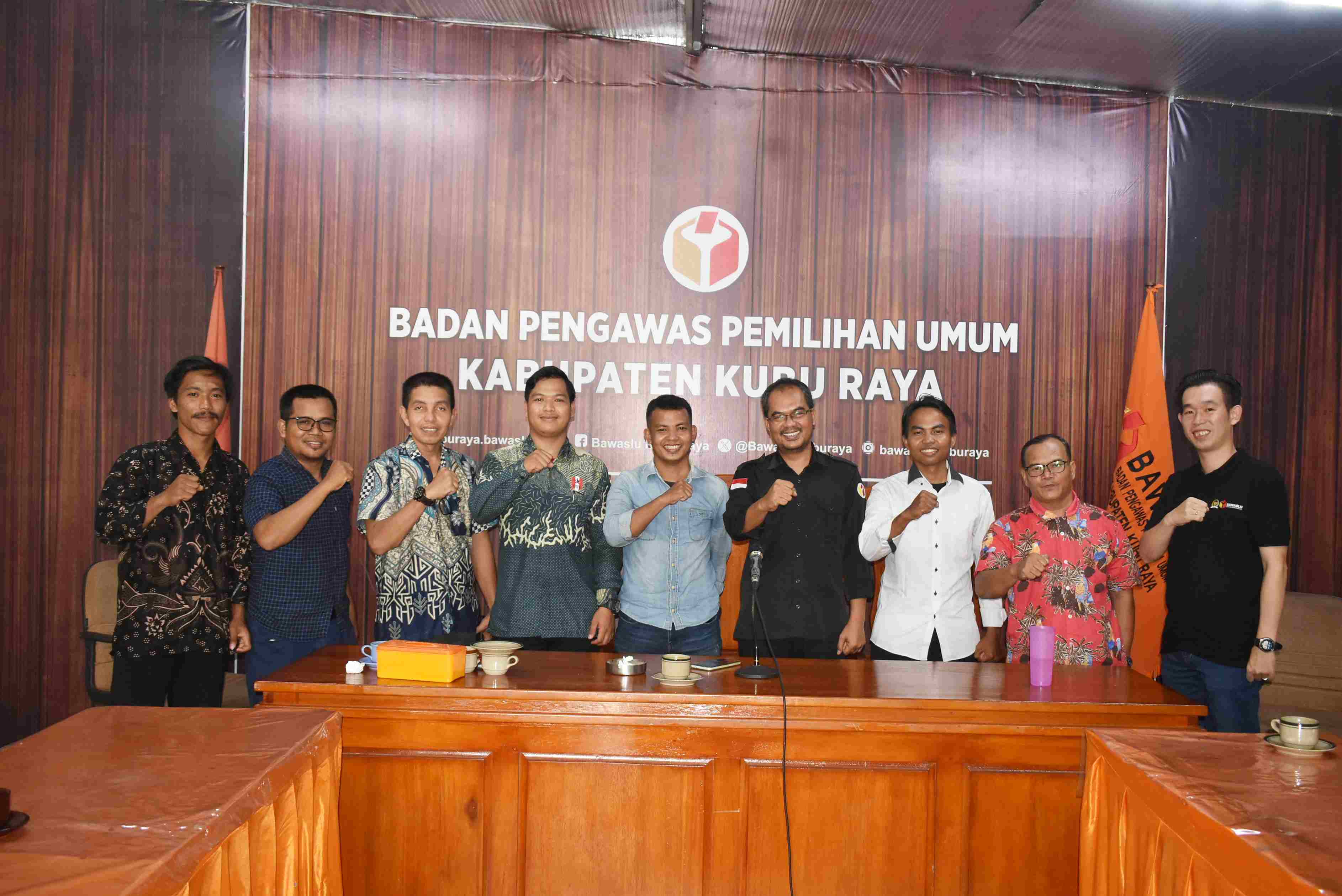Bawaslu Kubu Raya Terima Audiensi DPC GMNI, Bahas Kelanjutan MoU dan Peningkatan Pendidikan Politik