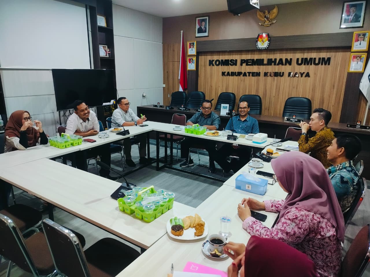 Optimalkan Transparansi dan Akurasi Data Parpol, Bawaslu Kabupaten Kubu Raya Gelar Koordinasi Penerimaan Pemutakhiran Data Melalui SIPOL