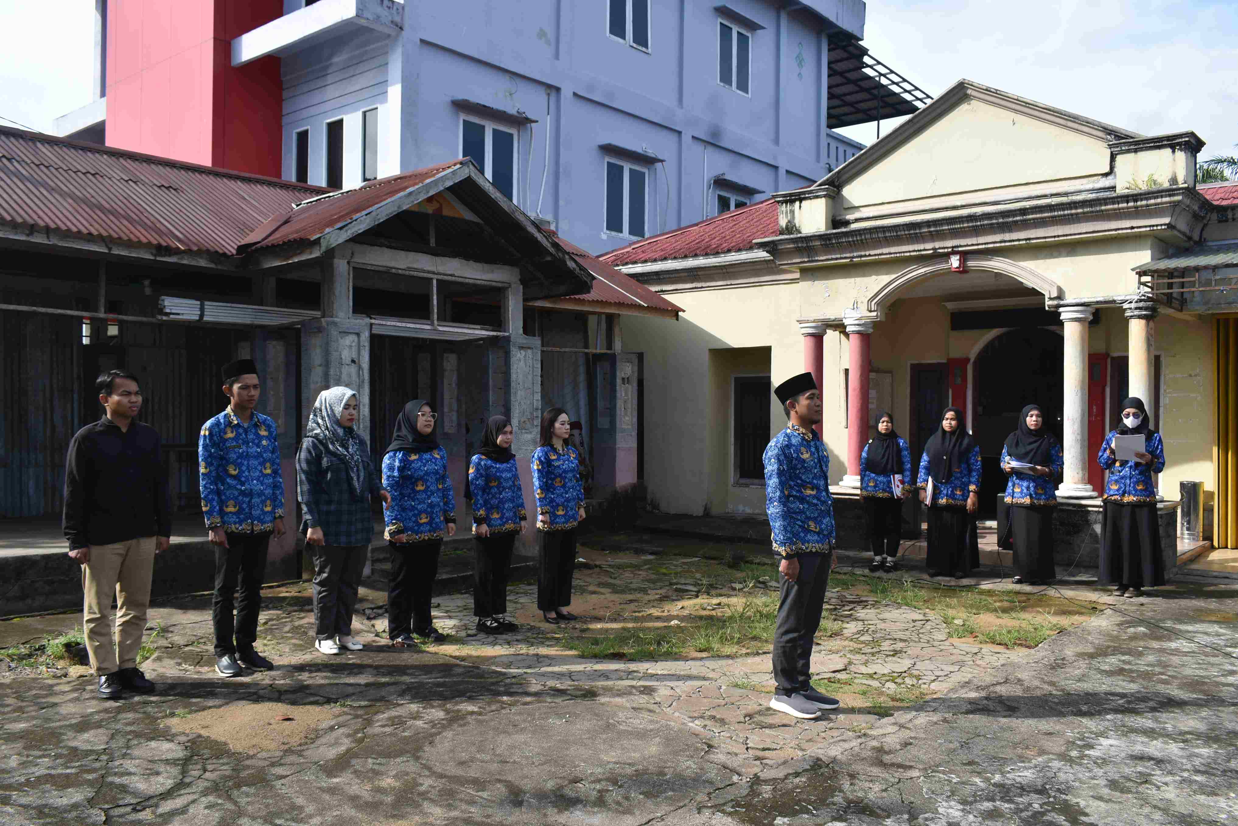 Upacara Peringatan Hari Ibu 2025 di Bawaslu Kubu Raya Berlangsung dengan Khidmat