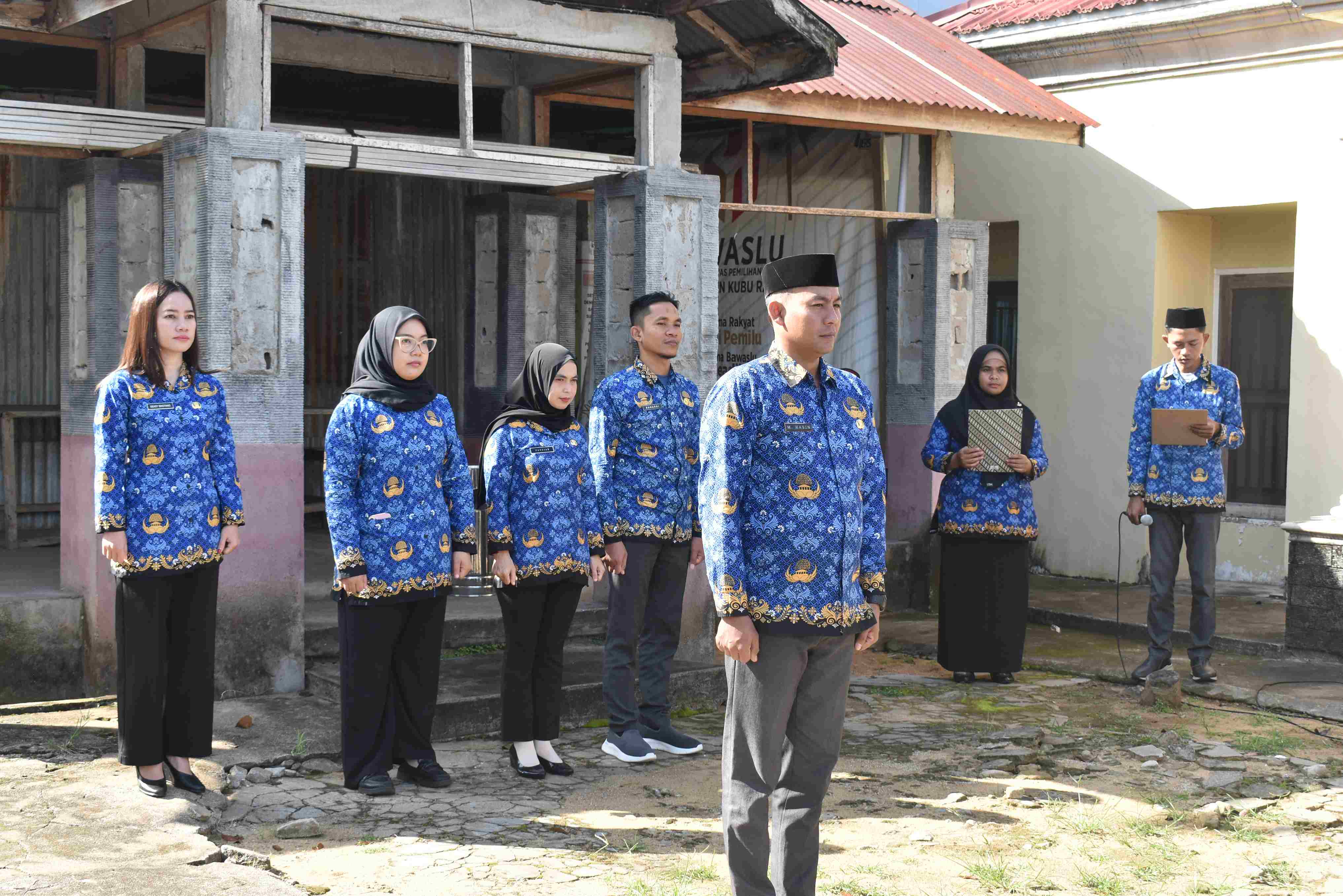 Bawaslu Kubu Raya Gelar Upacara HUT KORPRI ke-54: Wujud Dedikasi ASN untuk Negeri