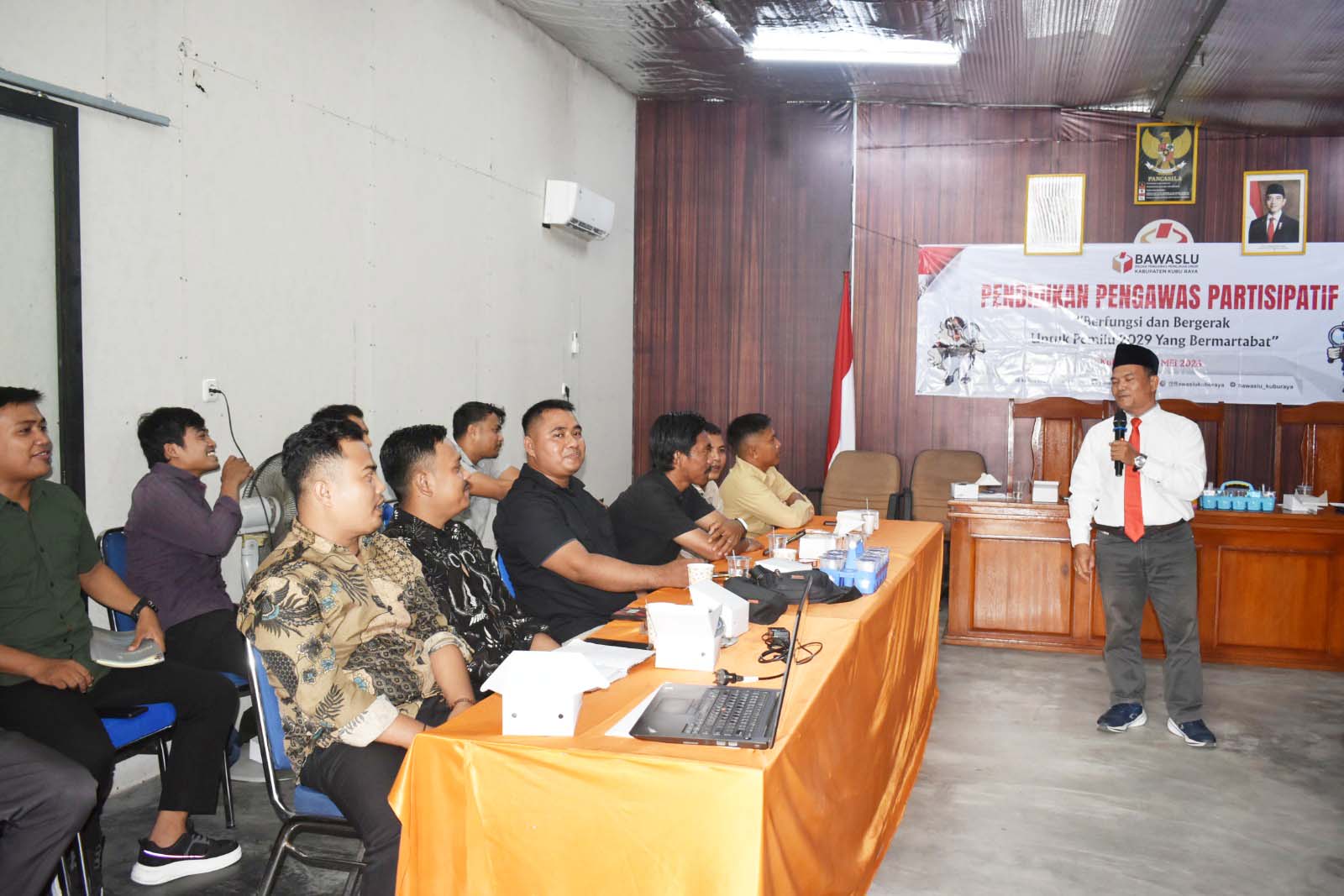 Pasca Pembukaan P2P, Bawaslu Kubu Raya Lanjutkan Sesi Materi Interaktif untuk Perkuat Kapasitas Pengawasan Partisipatif