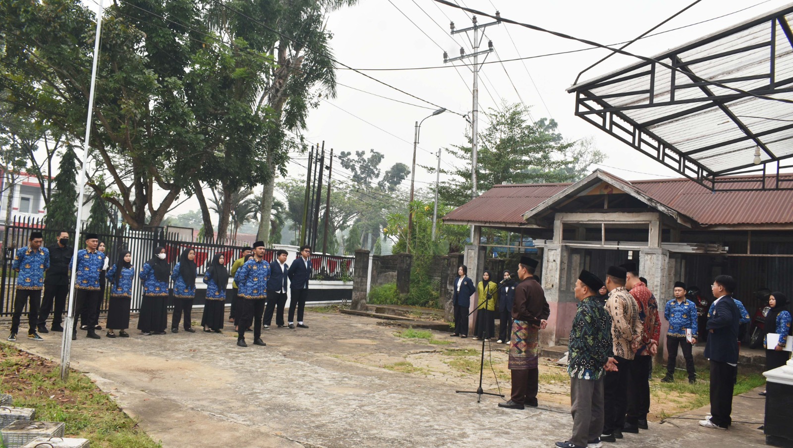 Bawaslu Kubu Raya Gelar Upacara Peringatan HUT ke-81 Kemerdekaan RI
