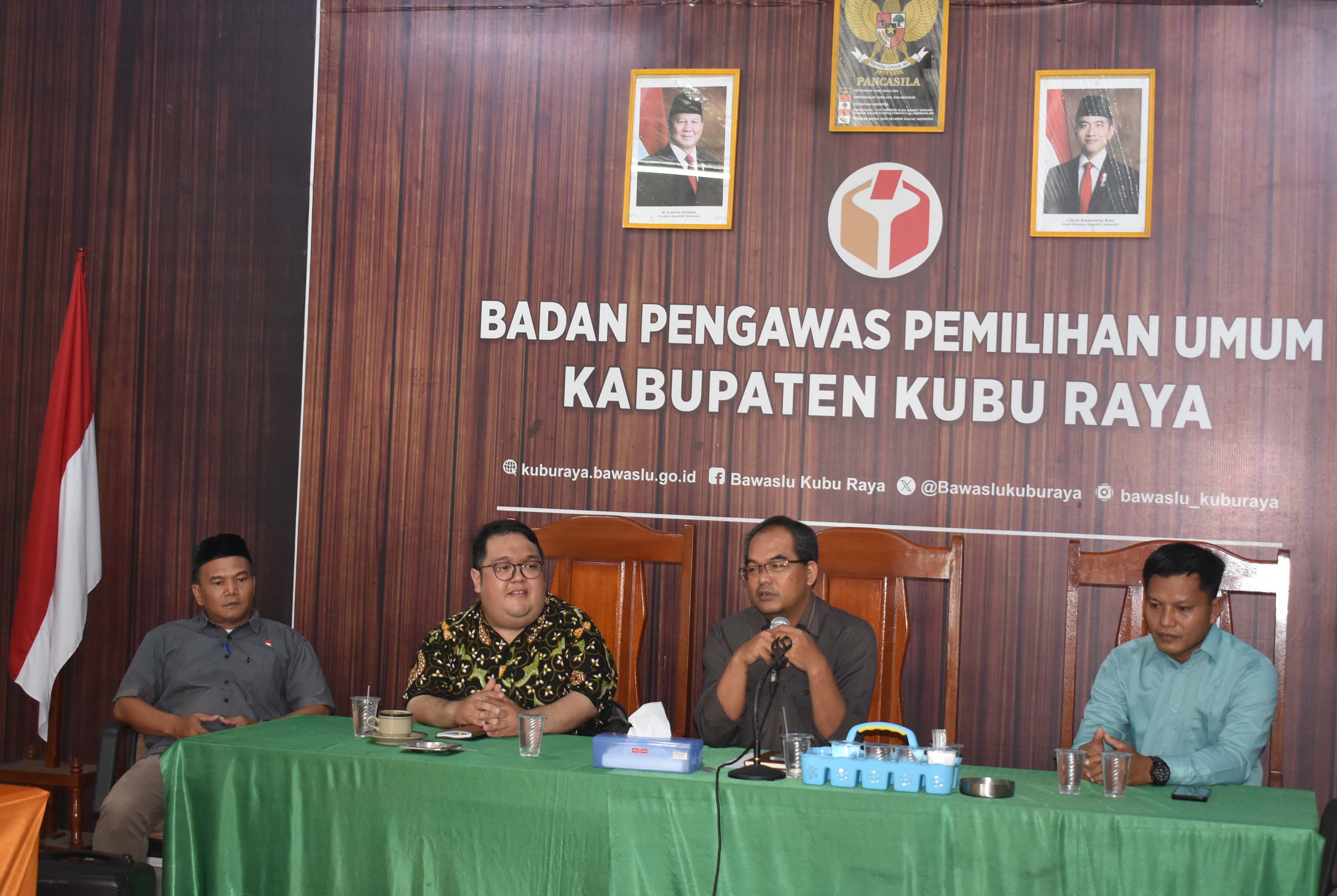 Bawaslu Kubu Raya dan Perguruan Tinggi Perkuat Kolaborasi Melalui Program Magang, Wujudkan Sinergi dalam Meningkatkan Pemahaman Mahasiswa tentang Pengawasan Pemilu