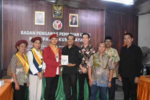Bawaslu Kubu Raya Terima Konsolidasi Demokrasi PMKRI Cabang Sungai Raya, Perkuat Sinergi Pengawasan Partisipatif
