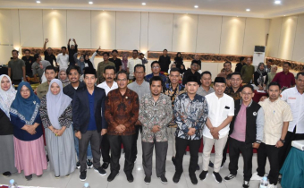 Foto bersama pasca Pembukan Pelatihan Tata Naskah, Kearsipan, dan Kehumasan. Kubu Raya, (19/7/2024)