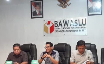 Bawaslu Bangun Kepercayaan Publik dengan Keterbukaan Informasi