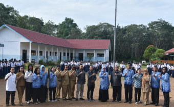 Edukasi Calon Pemilih Pemula, Bawaslu Kubu Raya ajak Pelajar SMPN 1 Sungai Ambawang gunakan Hak Pilih dan Awasi Pemilu