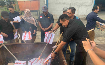 Bawaslu Kubu Raya Awasi Pemusnahan 1.230 Surat Suara Rusak dan Lebih Dimusnahkan