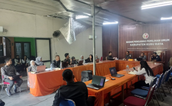 Bawaslu Kubu Raya Gelar Rapat Rutin Bahas Rencana Kegiatan Divisi Pencegahan, Parmas, dan Humas