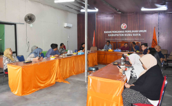 Perkuat Fungsi Pengawasan, Bawaslu RI Supervisi Langsung Pengelolaan Data Pemilih Berkelanjutan di Bawaslu Kabupaten Kubu Raya