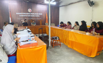 Bawaslu Kubu Raya Berikan Pembekalan Kepada Mahasiswa Magang Fakultas Hukum Universitas Tanjungpura Pontianak