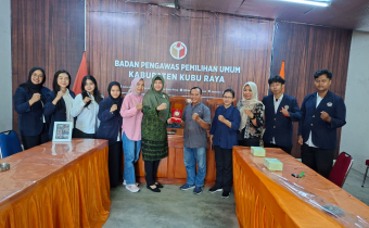 Bawaslu Kubu Raya Lepas Mahasiswa Magang dari Fakultas Hukum Universitas Tanjungpura Pontianak