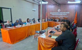 Tingkatkan Efektivitas Kerja, Bawaslu Kubu Raya Konsisten Gelar Rapat Rutin Awal Pekan
