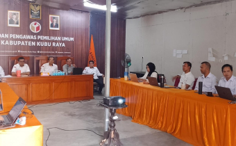 Bawaslu Kabupaten Kubu Raya Gelar Rapat Rutin Bahas Efektivitas Pelaksanaan Tugas Tiap Divisi