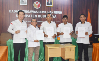 Wujudkan Kinerja Terukur dan Akuntabel, Bawaslu Kubu Raya Tandatangau IKU Serentak se-Kalimantan Barat