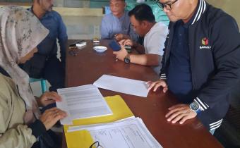 Bawaslu Kubu Raya Awasi Coktas Data Pemilih Berusia 80 Tahun ke Atas di Desa Punggur Kecil