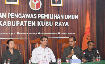 Perkuat Kompetensi Hukum, Bawaslu Kubu Raya Gelar Pelatihan Penyusunan Putusan Sengketa Pemilu